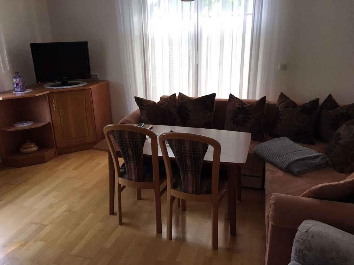 Holiday Home In Bergen/Insel Ruegen 2847 แบร์เกิน เอาฟ์ รือเจิน ภายนอก รูปภาพ